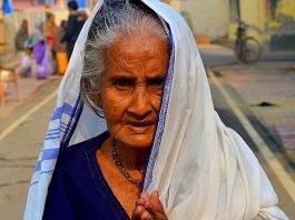 ​वृन्दावन की एक विधवा - ईश्वर पर्रिकर की आत्मा को ​शांति दे