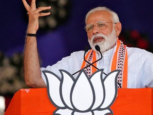 प्रधान मंत्री नरेंद्र मोदी 