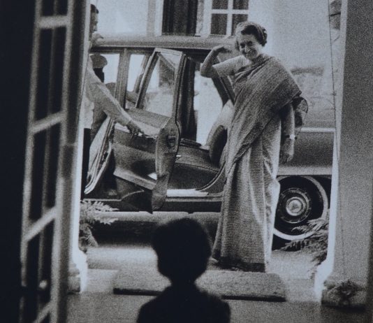 इन्दिरा जी और राहुल गाँधी