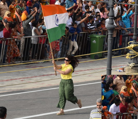 आएं - एक शुरुआत करें - सामाजिक शब्दकोष से "इन-लॉज" को निरस्त करें, 'बहुएं' स्वतः 'बेटियां' हो जाएँगी और 'सास' 'माँ" इसलिए ' सम्बन्ध को तरासिये, सम्बन्ध के लिए तरसिये नहीं 